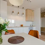 Grobla By Loft Apartman Gdańsk